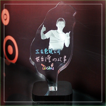 影像雕刻壓克力 台灣厚造型(中) LEY-002